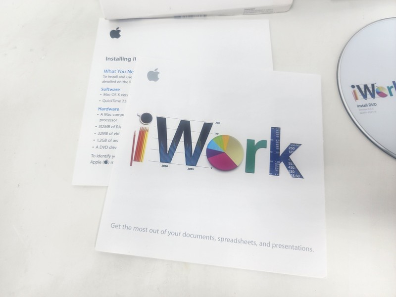 Apple iWork '09 Full Version CD for Mac MB942Z/A Used gallery