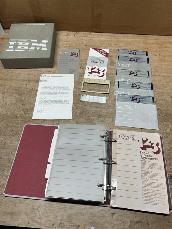 LOTUS 123 Version 1A For DOS Vintage Software With 5.25″ Floppy Disks