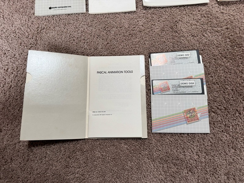 VTG APPLE II RARE DEALER DEMONSTRATION PACKAGE SPECIAL DELIVERY SOFTWARE LOOK gallery