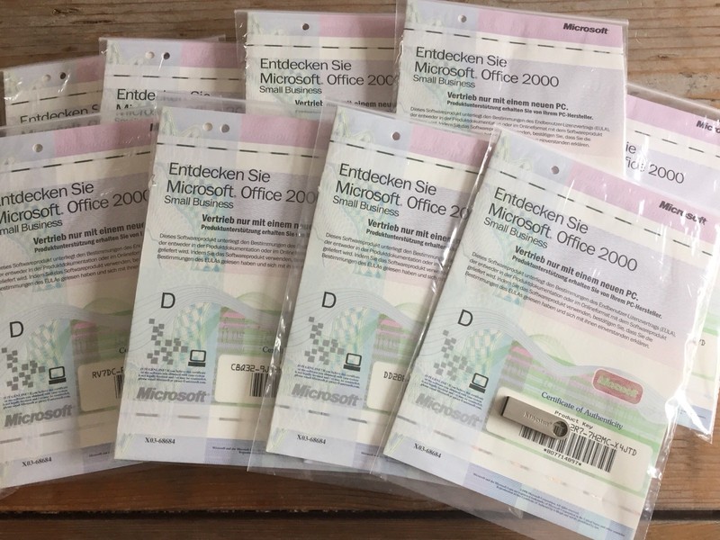 Office 2000 SBE Edition Full Version OEM with VAT Invoice, German