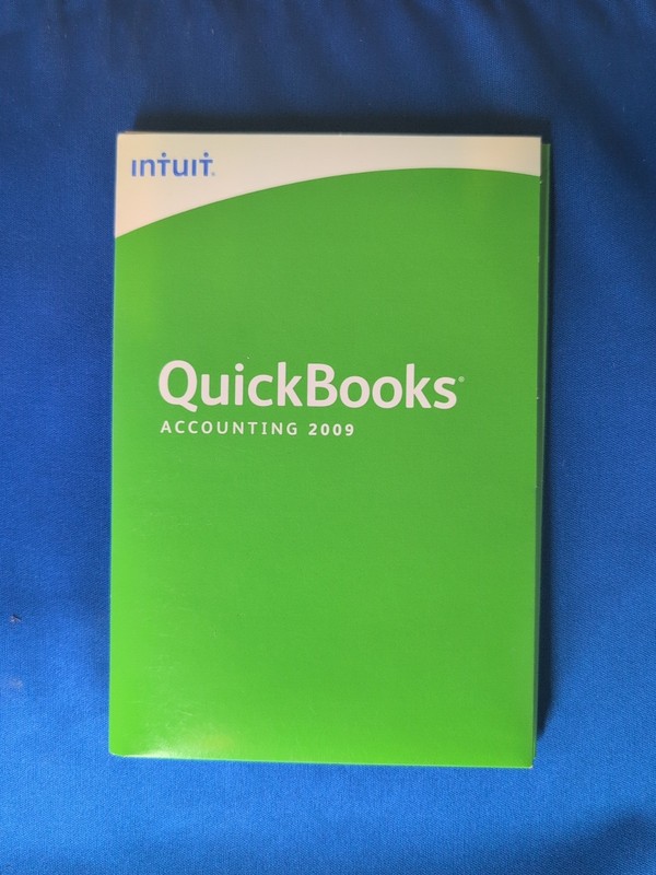 Intuit Quickbooks Accounting Desktop Pro 2009 for PC Windows XP/Vista