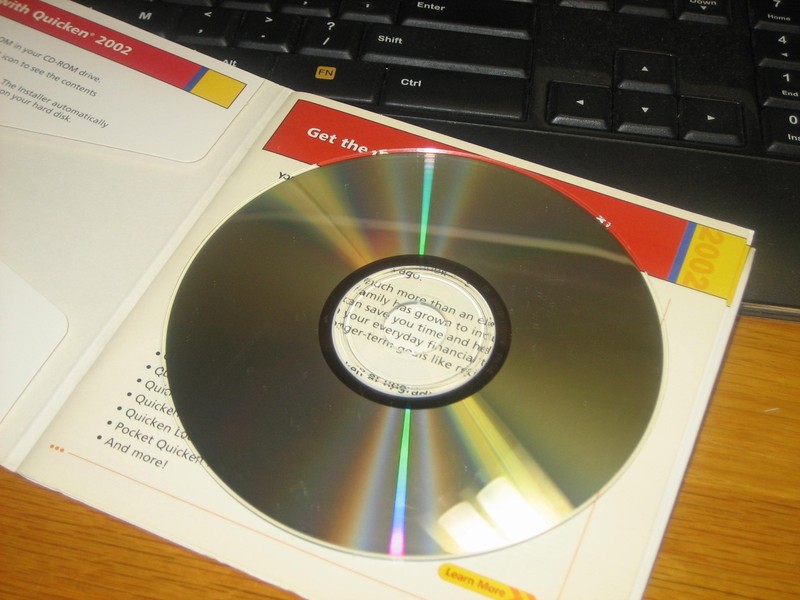 Intuit Quicken 2002 for Mac OS X Software Disc CD - Used Clean Genuine OEM gallery