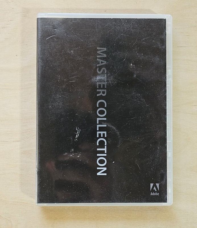 ADOBE CREATIVE SUITE 4 MASTER COLLECTION MAC 65023370 Pre-Owned W/ Serial