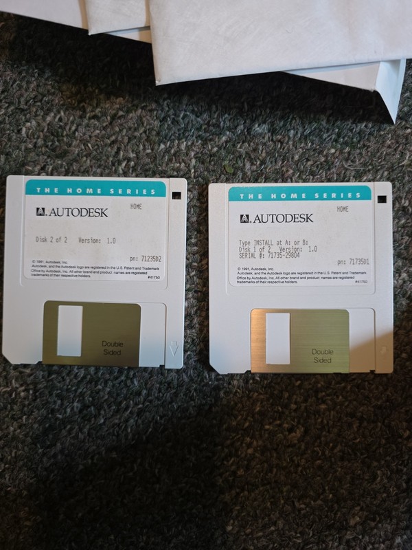 The Home Series Autodesk Home 1991 5.25" and 3.5" Disk gallery