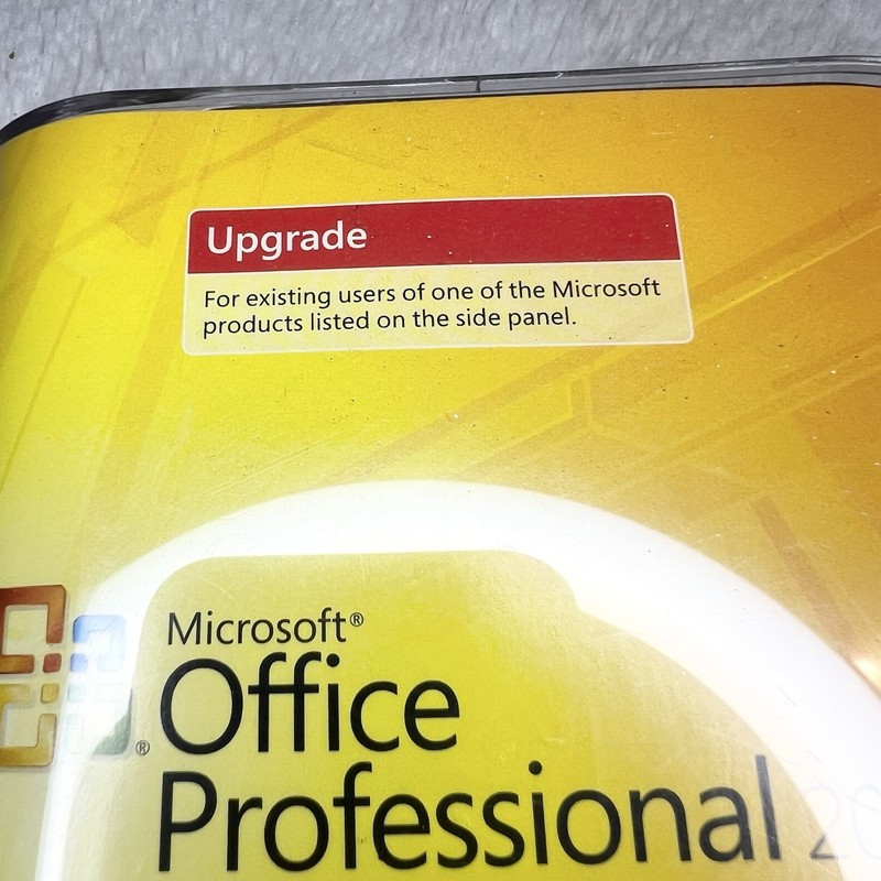 Microsoft Office 2007 Standard Upgrade Version w/ Product Key Vintage Computing gallery