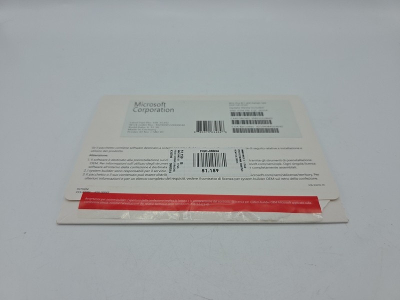 Microsoft Windows 8.1 Pro / 64 bit ITA DVD INSTALLATION NO LICENSE NO KEY