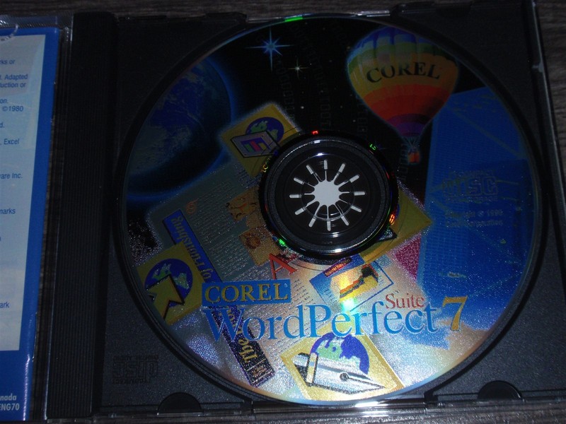 Corel WordPerfect Suite 7 PC CD-ROM 1996 Quattro Pro 7 Presentations 7 Windows95 gallery