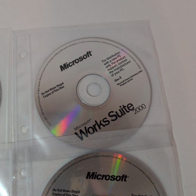 Microsoft Works Suite 2000 Complete 7 Disc +Tutorial PC CD-Rom Set w/Product Key gallery