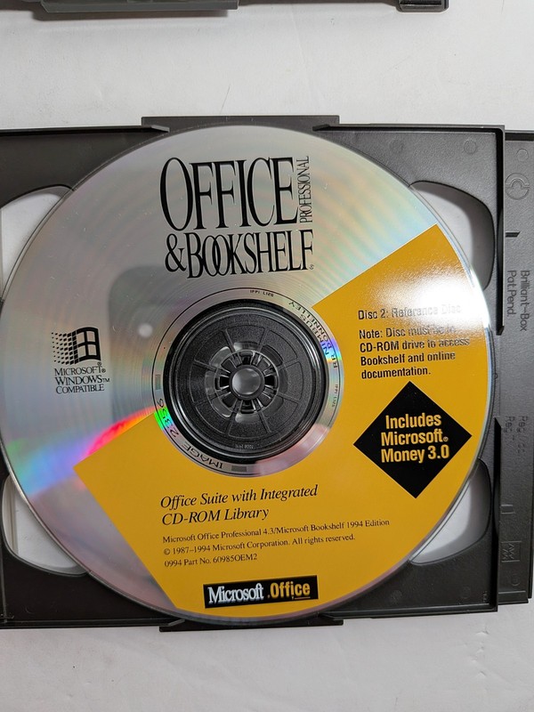 Microsoft Office Professional and Bookshelf Software 4 CD | 1994 Vintage Windows gallery