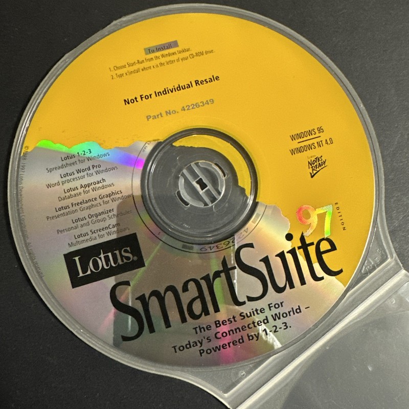 Lotus SmartSuite 97 (WordPro, 123, Organizer, Freelance, Approach) Windows CD