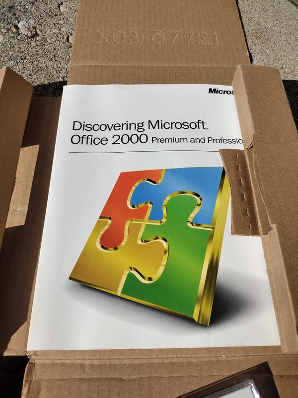 Microsoft Office 2000 Professional Full Retail Box VG Cnd Fast Ship gallery