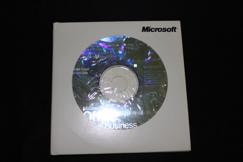 Microsoft Office XP Small Business Version 2001 with 2 CD SET with Key gallery