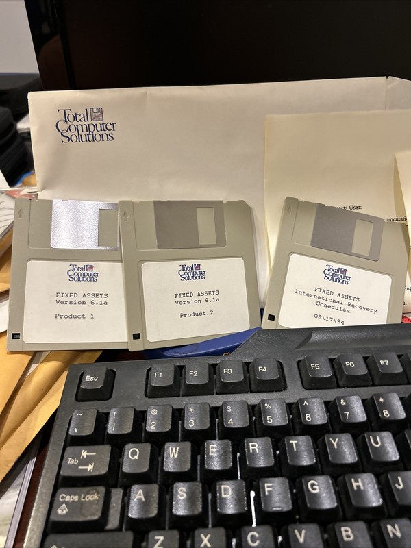 UNUSED BRAND NEW Accpac Plus Accounting Fixed Assets. 6.1A. Disks and Docs.
