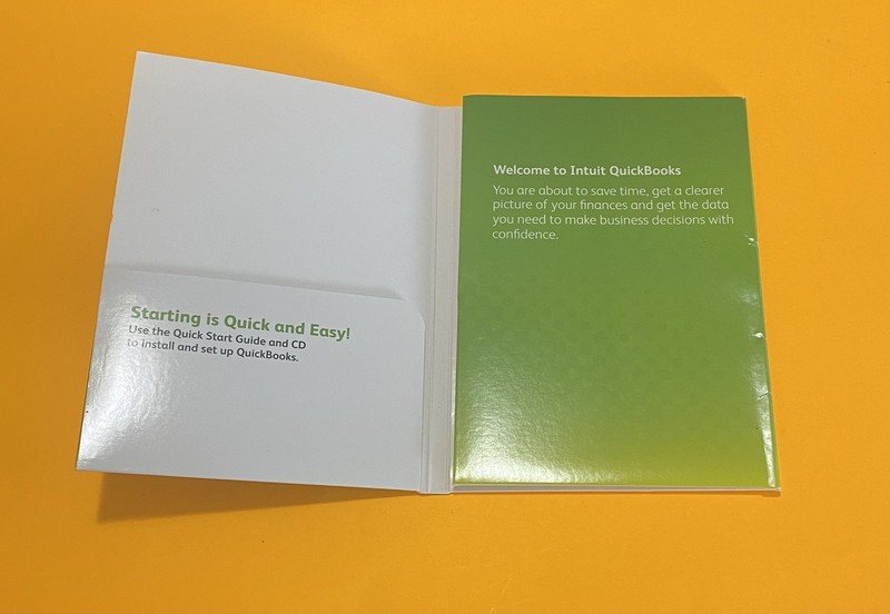 INTUIT QUICKBOOKS PRO 2010 FOR WINDOWS Only disc W/ Product Key gallery