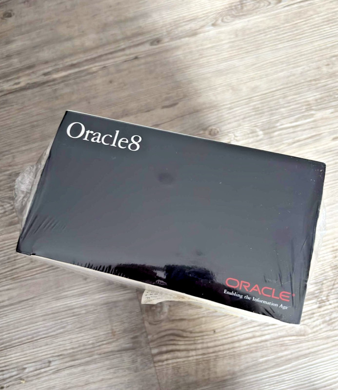 Oracle 8 Version 8.0.5.0.0 Database for Network Computing Windows NT Release 8.0 gallery
