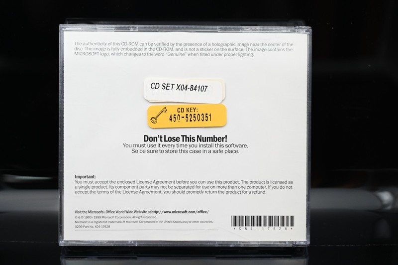 Microsoft Office 2000 Premium with Product Key (2 Discs) - Very Clean! gallery