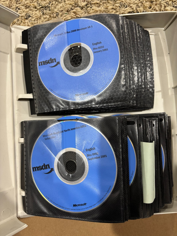MSDN Subscription Software Library early 2000 software gallery