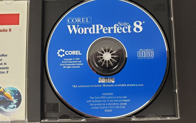 Corel Wordperfect Suite 8 - Windows 95 or NT 4.0 Software on CD gallery