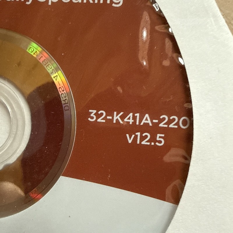 Nuance Dragon NaturallySpeaking 12.0 Home K409A-G1B-12.0 DISC Only gallery