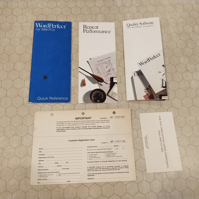 WordPerfect version 5 and Bitstream Font lot, 1988-1989, 5.25", tested! gallery
