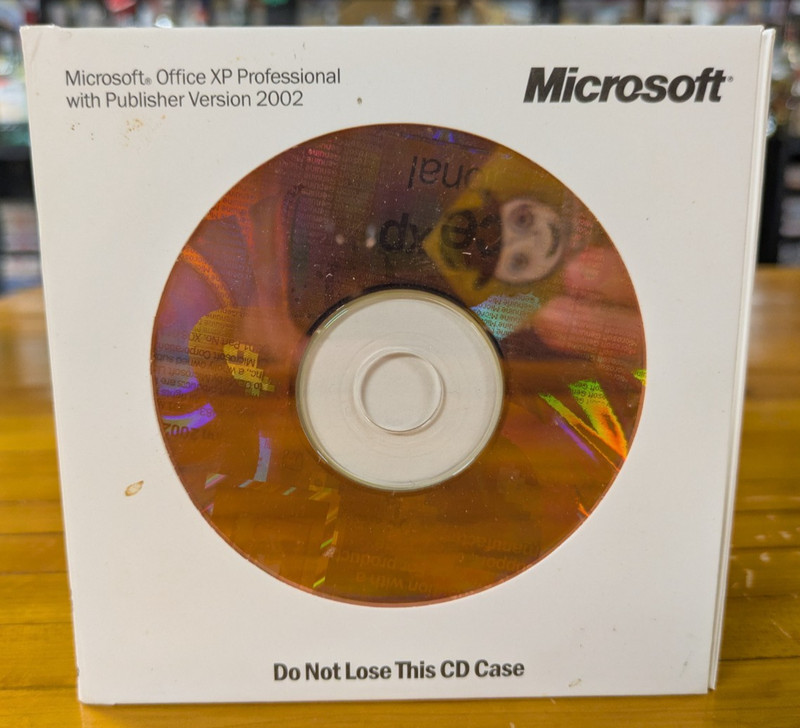 Microsoft Office XP Professional Publisher 2002 Installation CD w/ Product Key