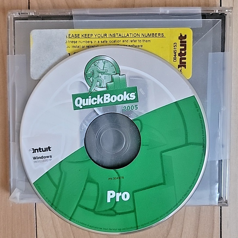 Intuit Quick Books Pro 2005 - CD Software For Win 98/2000/XP with KEY S/N -READ gallery