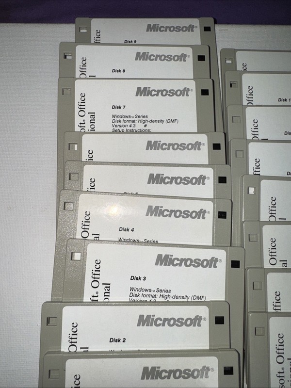Microsoft Office Professional Version 4.3 (16 x 3.5" Floppy 24 Disks gallery