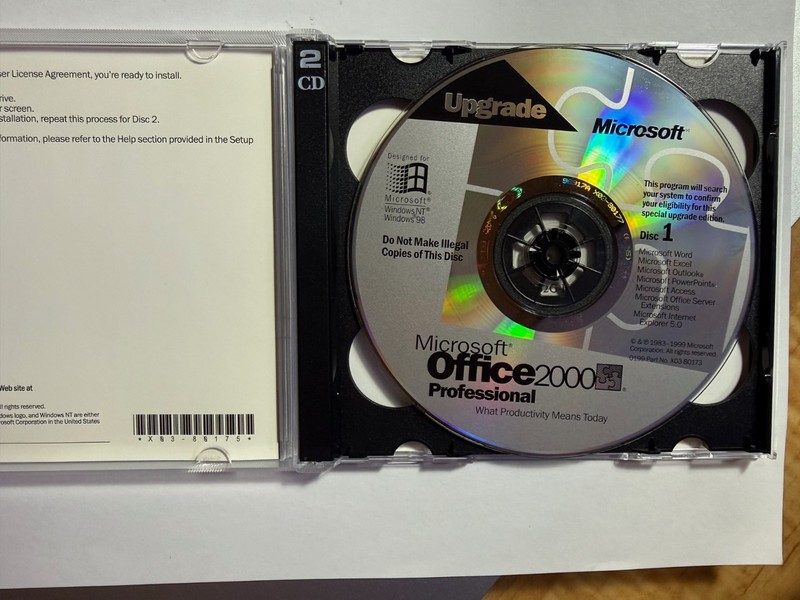 Microsoft Office 2000 Professional Upgrade 2 Cd Plus Key VG gallery
