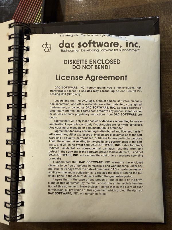 Dac-Easy Accounting Software 1985 Vintage PC DOS 5.25 Floppy Disks Box Manual gallery
