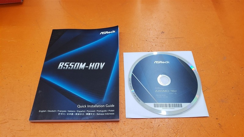 ⭐️⭐️⭐️⭐️⭐️ PC Software CD Disc ASRock AMD Series AAM4D-16d & Guide Book