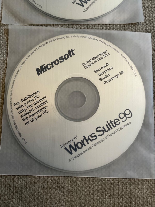Microsoft Works Suite 99 4 Disc Set Word 97 Works 4.5 etc Money Graphics Setup gallery