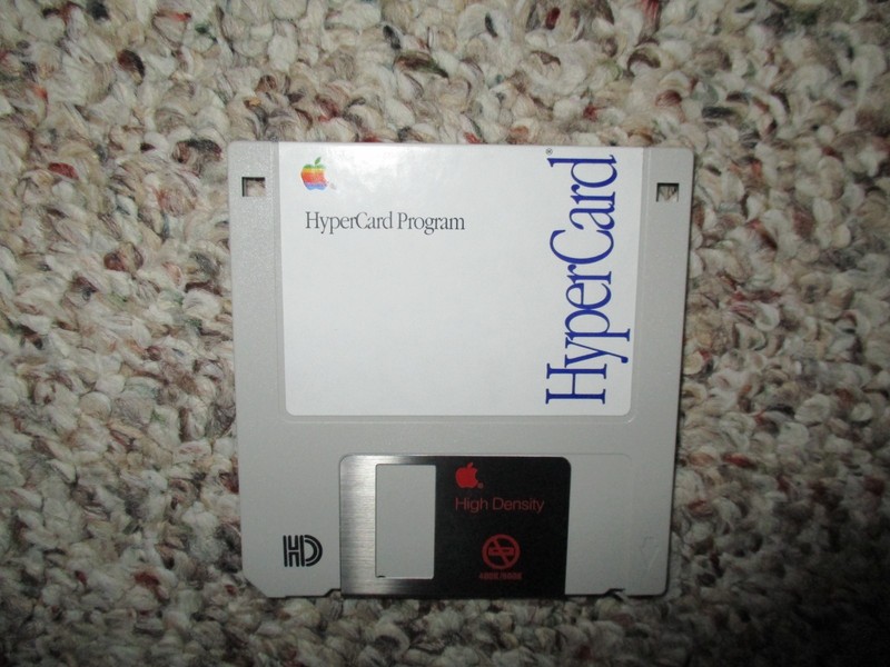 Apple Hypercard 690-5640-B, Version 2.0.2 Date 1990, 3.5″ Floppy Disk