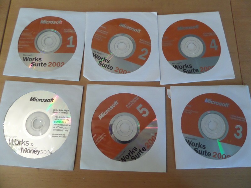Microsoft Works Suite 2002 6 CD Set gallery