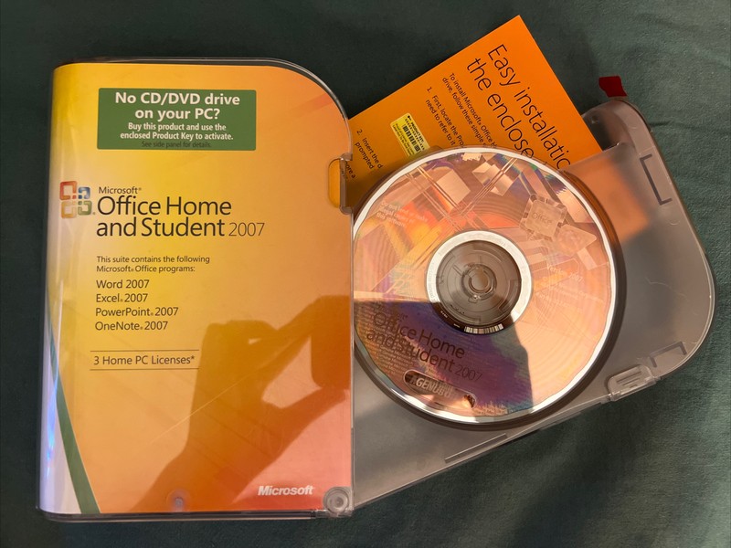 Microsoft Office Home and Student 2007 – 3 Home PC Licenses