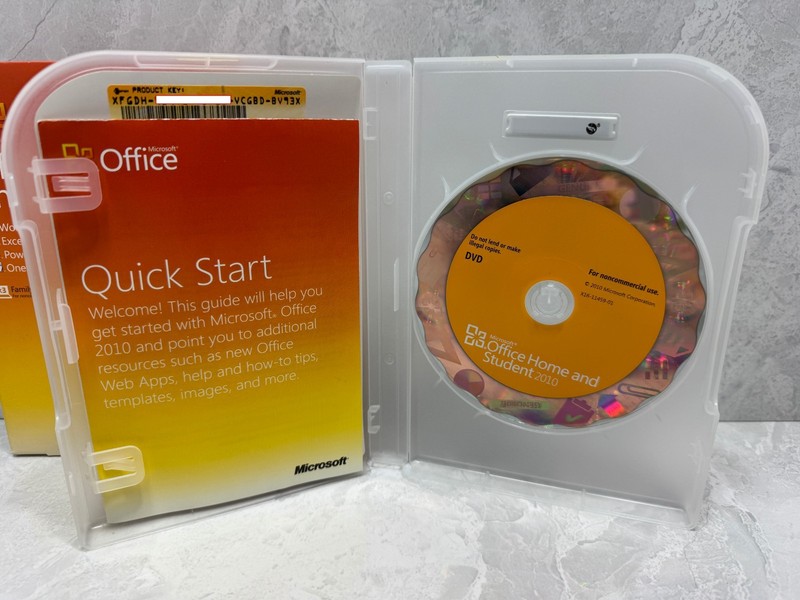 Genuine Microsoft Office 2010 Home and Student Family Pack for 3 PCs RETAIL Box gallery