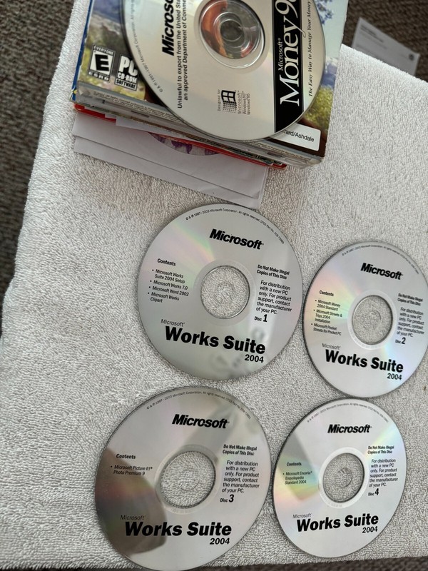 Microsoft Works Suite 2004 – PRODUCT KEY NOT INCLUDED!!!