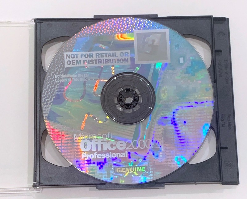 Microsoft Office 2000 Professional Disc 1 & 2 with Product Key SR-1 gallery