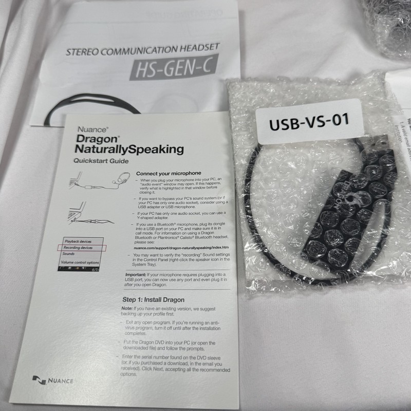 Nuance Dragon Naturally Speaking Premium v 13 Student/Teacher K609A-F55-13.0 NOB gallery