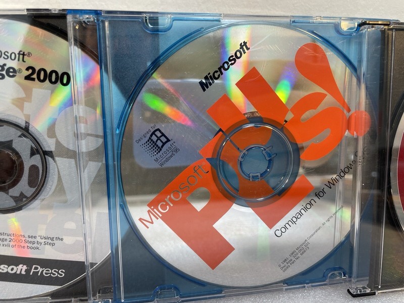 LOT of CD-ROMs PC Software Microsoft Intellipoint 4.0, FrontPage 2000, Plus! gallery
