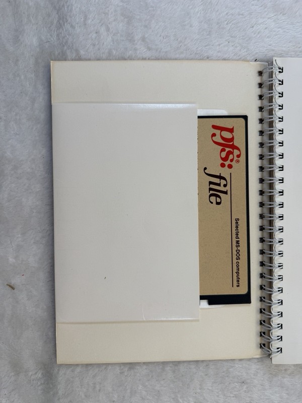 Lot Of 5 (1984) Software & Manuals - 3 with Software, 2 Manuals Only gallery