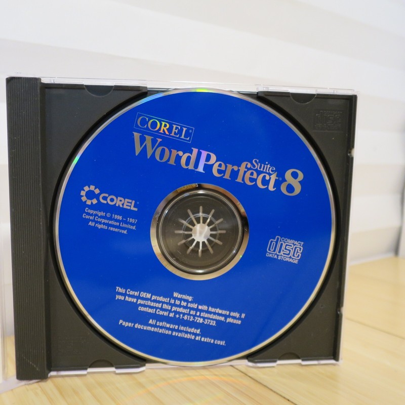Corel WordPerfect Suite 8 CD-ROM PC for Windows 95 and NT gallery