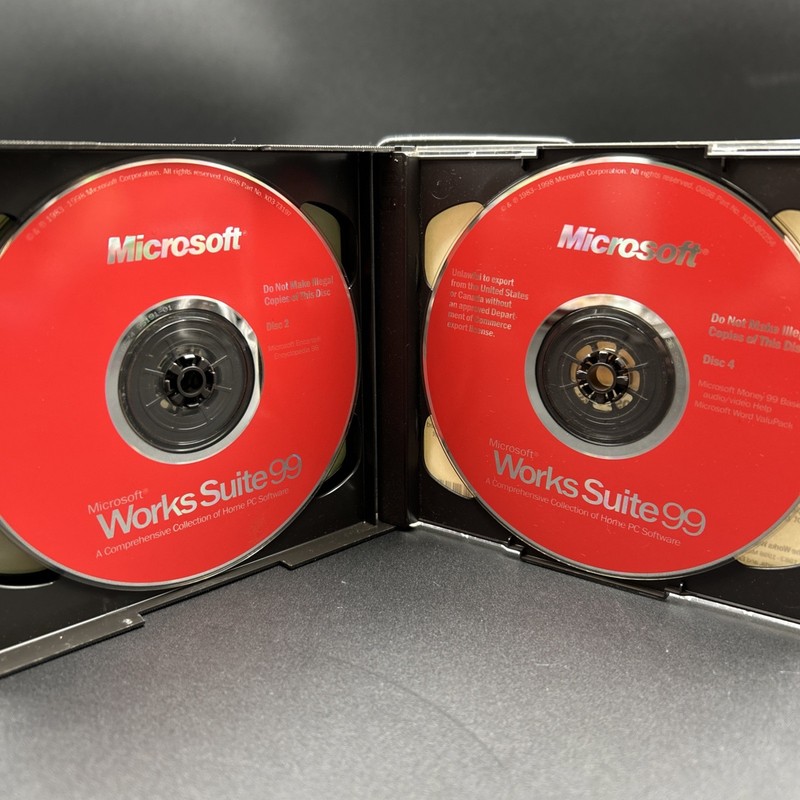 Microsoft Works Suite 99 Disc Set Vintage 4 Discs Pc Software - Excellent gallery