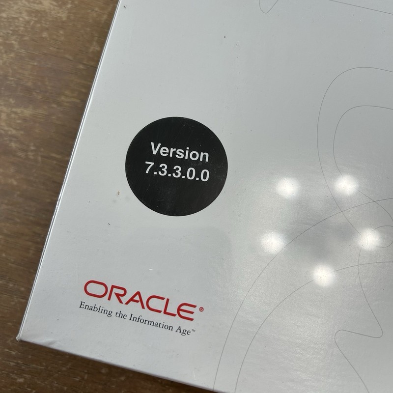 NIB ORACLE Programmer 2000 Version 7.3 for Windows 95 /Windows NT SEALED gallery
