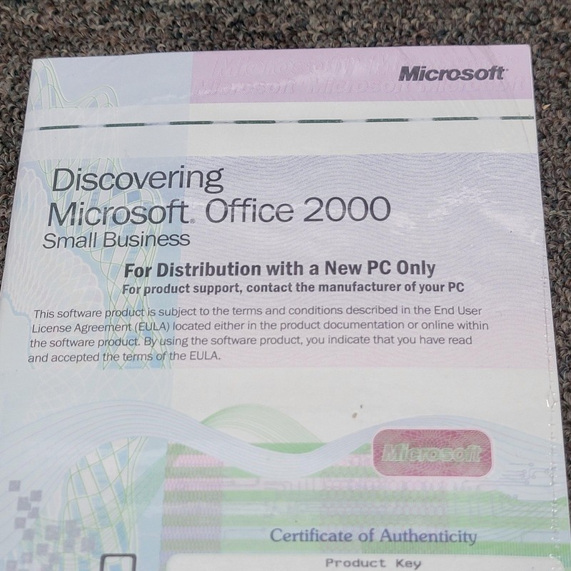 Vintage Microsoft Office 2000 Small Business OEM CD X03-68684 053YPV USA PC gallery
