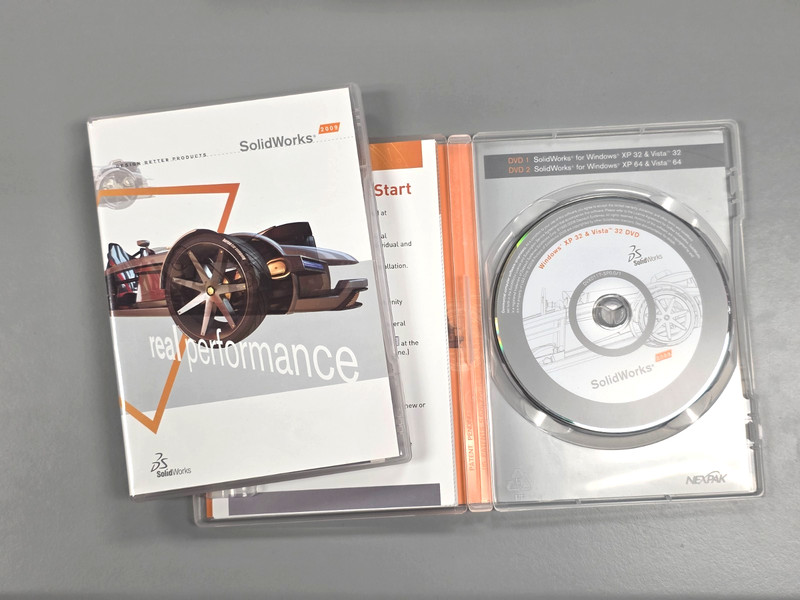(2) DVD Solidworks 2009 Windows Software Discs Windows XP Vista 32x 64x