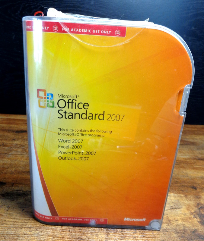 Microsoft Office Standard 2007 Word Excel Power Point Outlook Academic Use w KEY