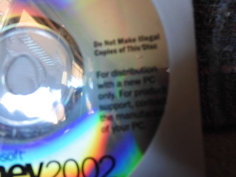 SEALED Microsoft Money 2002 Standard CD-ROM For Windows 95/98/2000/ME gallery