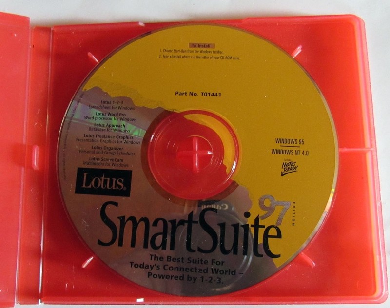Lotus SmartSuite 97 WordPro + 123 Windows 95 Ver 4.0