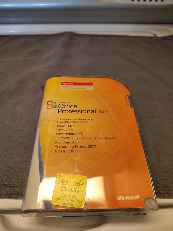 Microsoft Office Small Business 2007 Upgrade 2 Disc Set with Key, Dell OEM Case