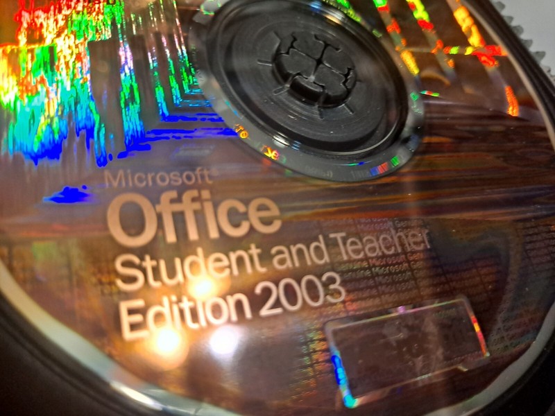 Microsoft Office Student and Teacher Edition 2003 Complete with Key gallery